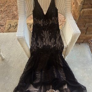 Elegant black lace mermaid gown